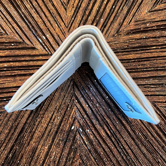 COACH SIGNATURE WALLET - Picture 8 of 12